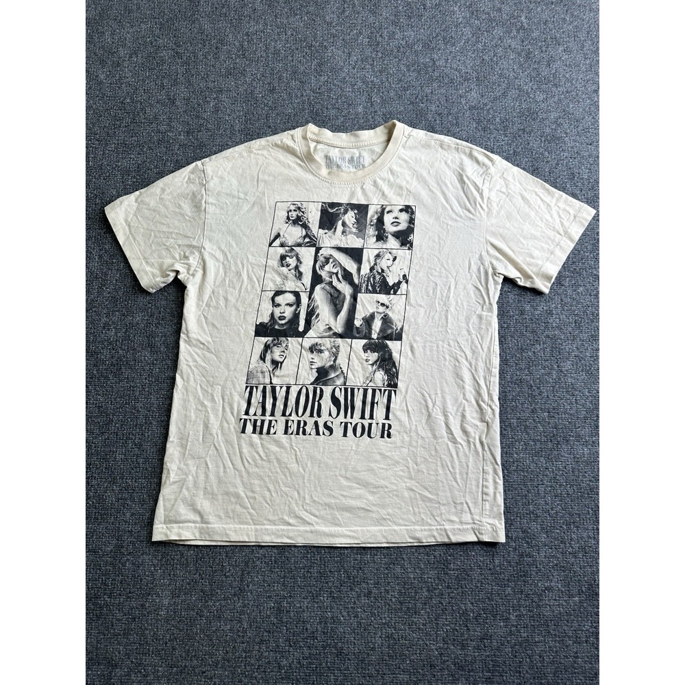Womens Taylor Swift The Eras Tour 2023-2024 Graphic T-Shirt, Size M